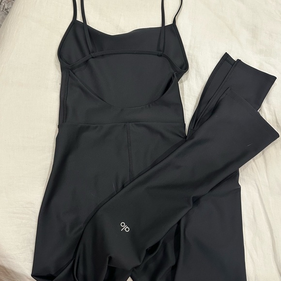 ALO Yoga Black Streamlined Jumpsuit - Picture 2 of 2